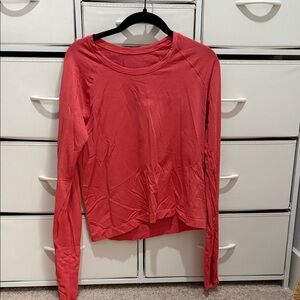 lululemon Swiftly Tech Waist-Length Shirt